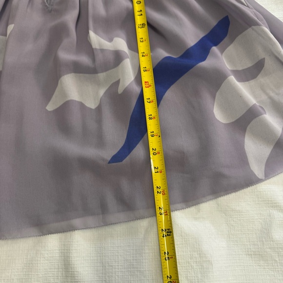 Aritzia Wilfred Castello Blouse
Lavender Abstract Print Tie Neck
Top Medium - Picture 10 of 11